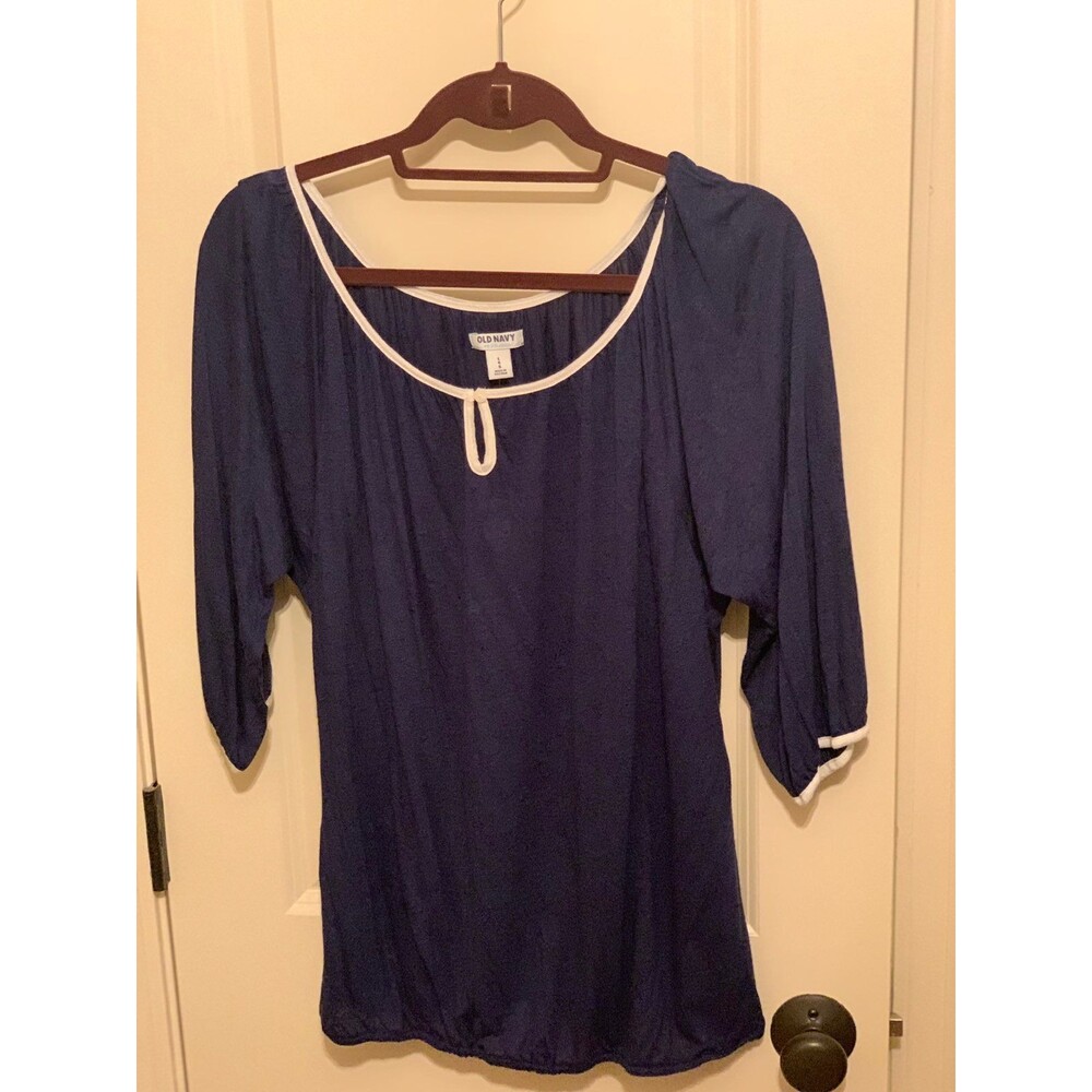 Old navy blouse